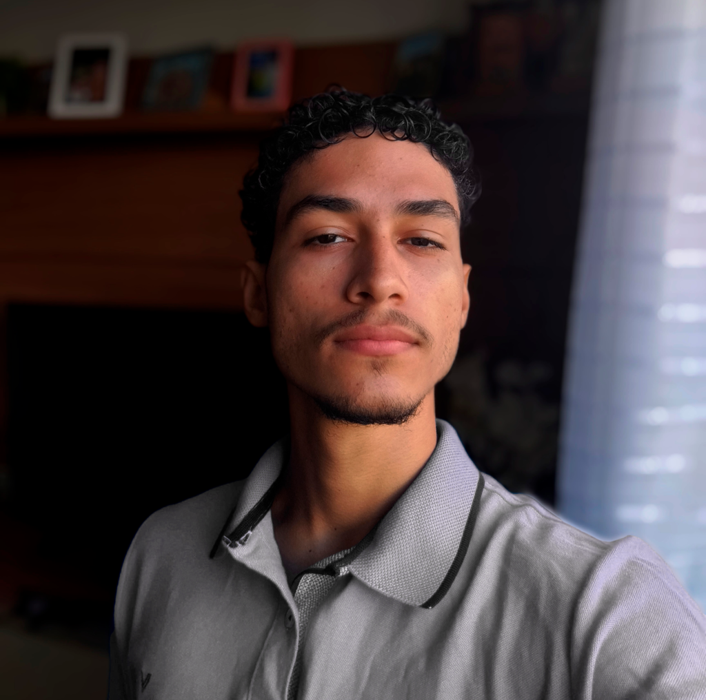 Perfil Pro - White T-Shirt